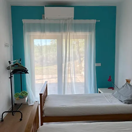 Refugio Da Serra - House Дом отдыха Форнуш-ди-Алгодриш